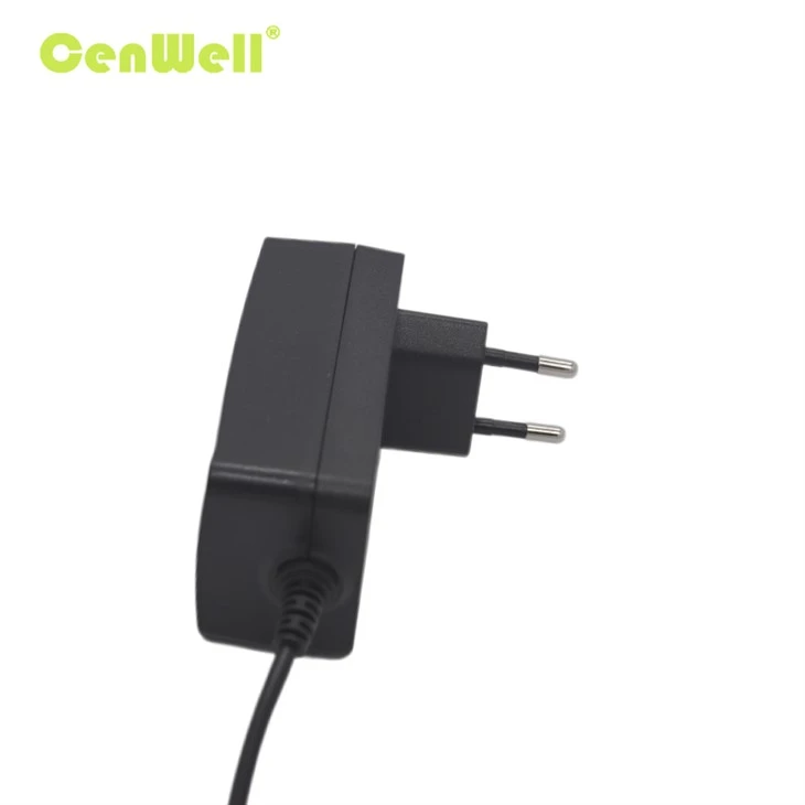 Penyesuai Kuasa Palam Dinding Bahan Tahan Api 12V4A